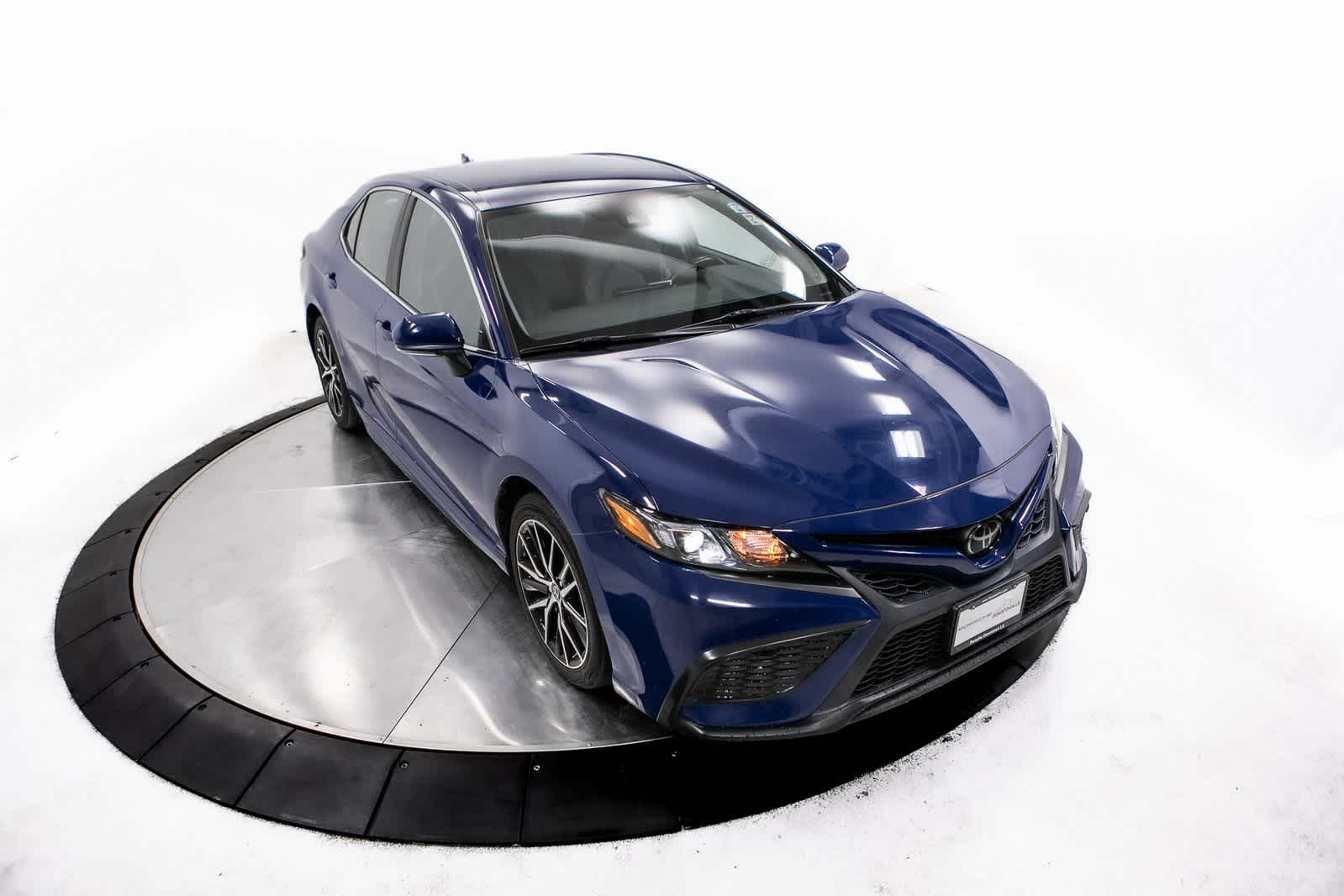 Thumbnail: 2023 Toyota Camry - 35