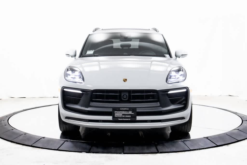 Thumbnail: 2024 Porsche Macan - 10