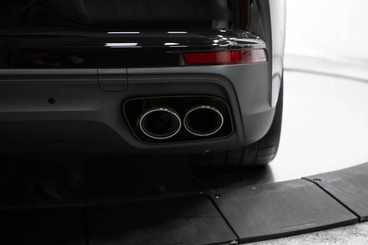 Thumbnail: 2025 Porsche Panamera - 19