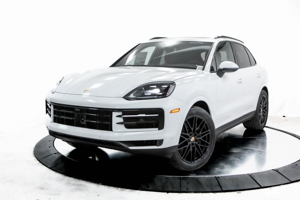 Thumbnail: 2025 Porsche Cayenne - 1
