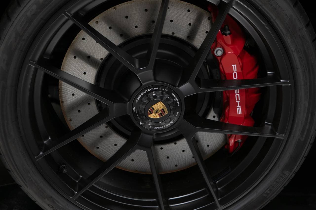 Thumbnail: 2026 Porsche 911 - 11