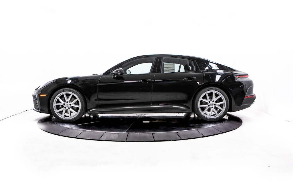 New 2026 Porsche Panamera Sedan