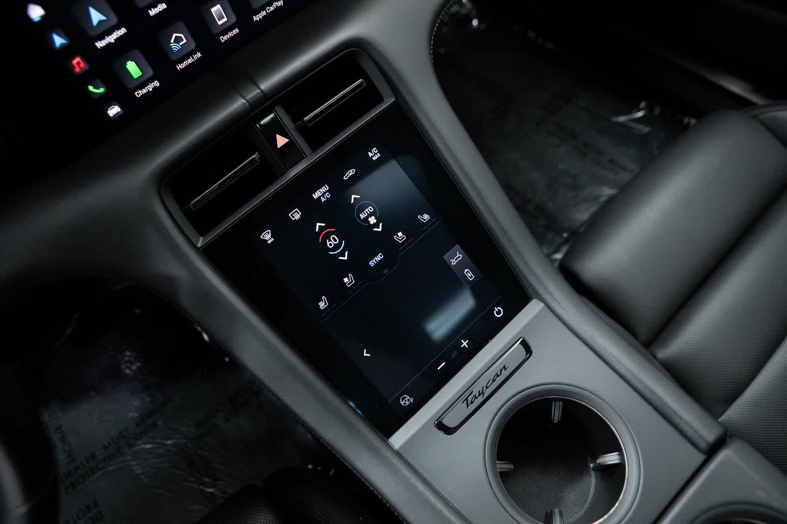 Thumbnail: 2022 Porsche Taycan - 21