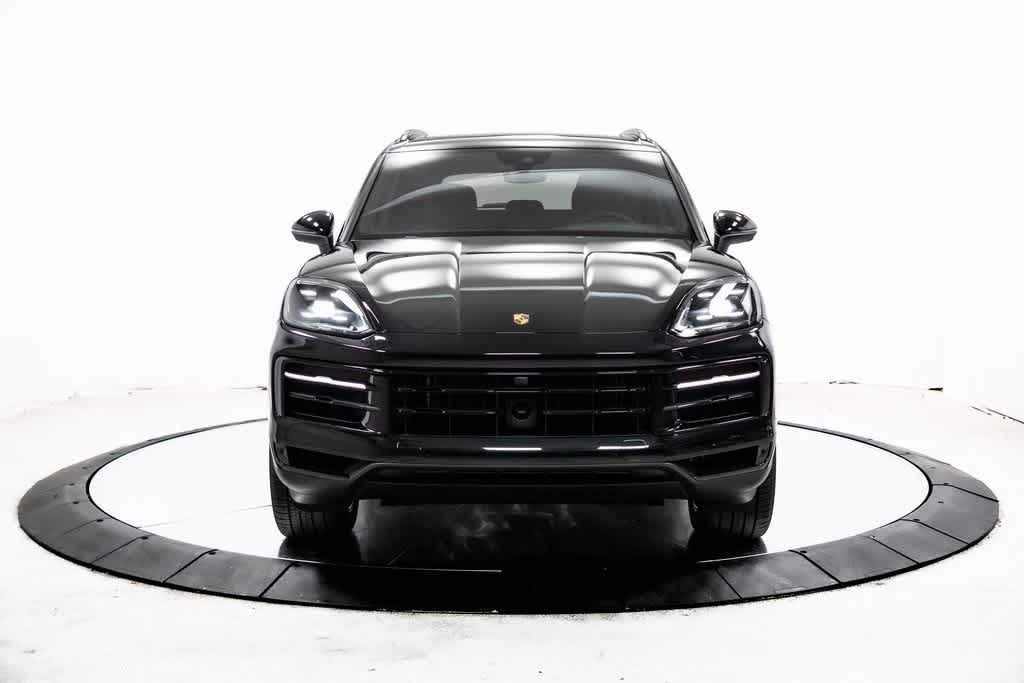 Thumbnail: 2025 Porsche Cayenne - 10