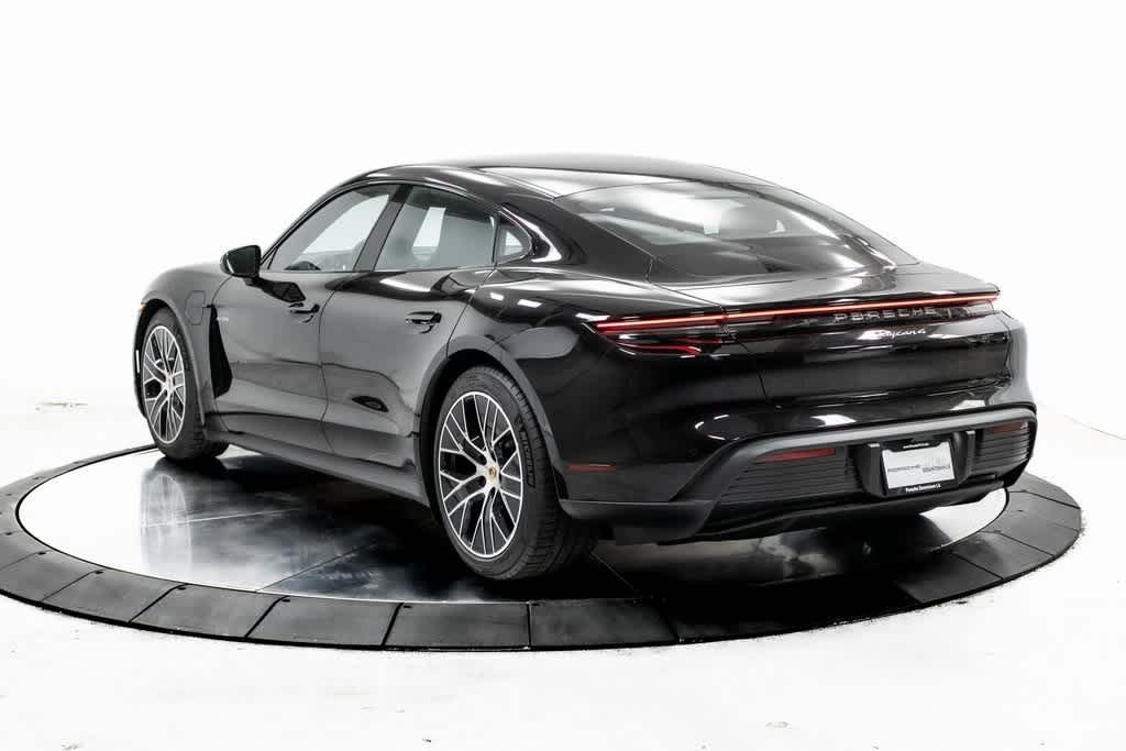 Thumbnail: 2025 Porsche Taycan - 3