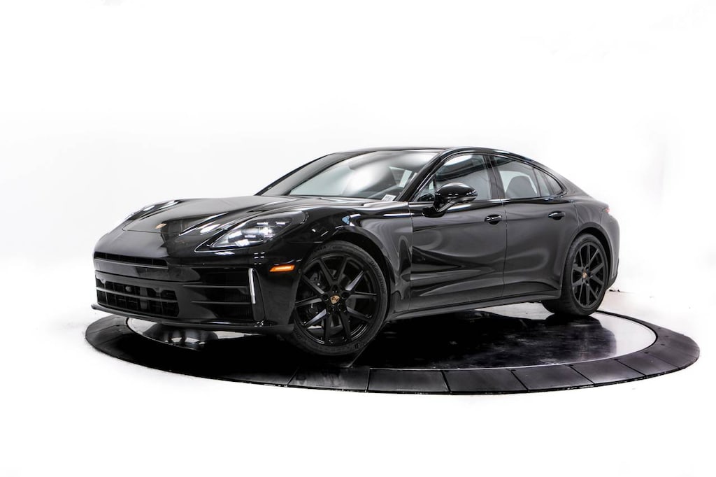 New 2025 Porsche Panamera 4 Sedan