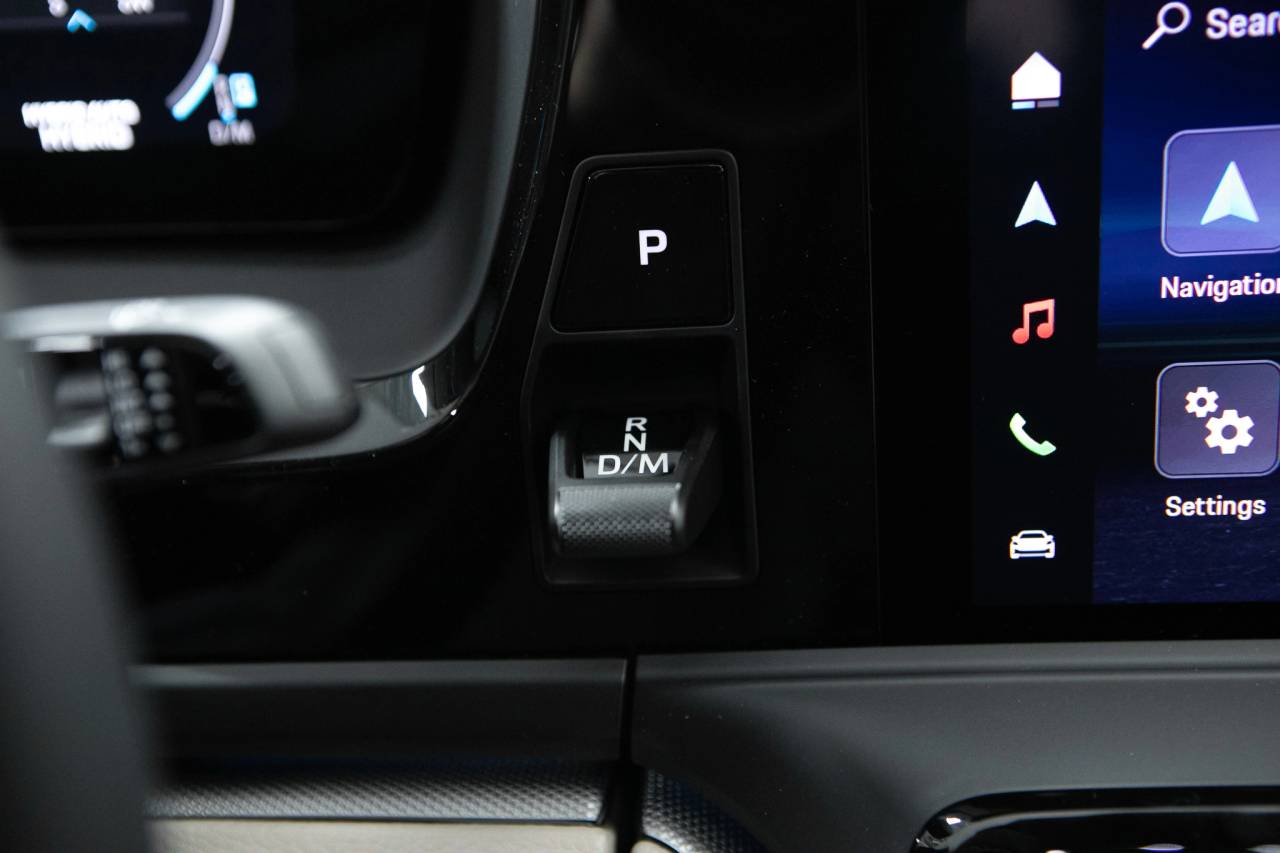 Thumbnail: 2026 Porsche Panamera - 30