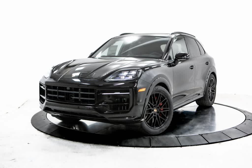 Thumbnail: 2025 Porsche Cayenne - 1