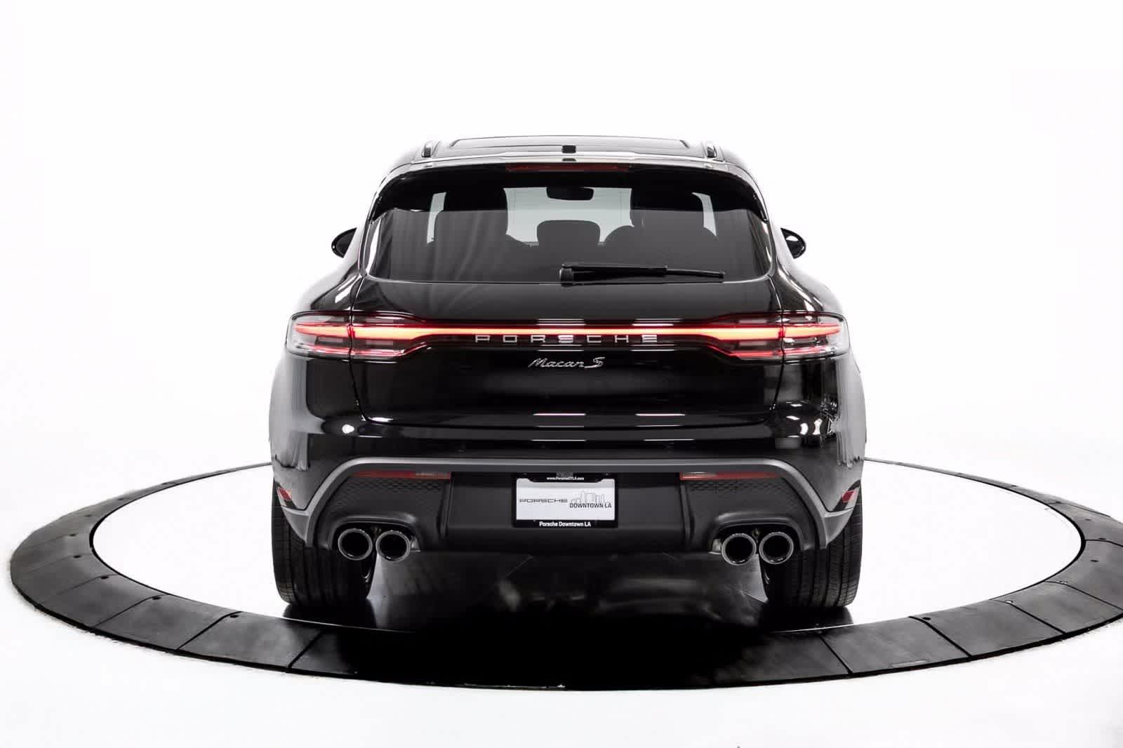 Thumbnail: 2025 Porsche Macan - 6