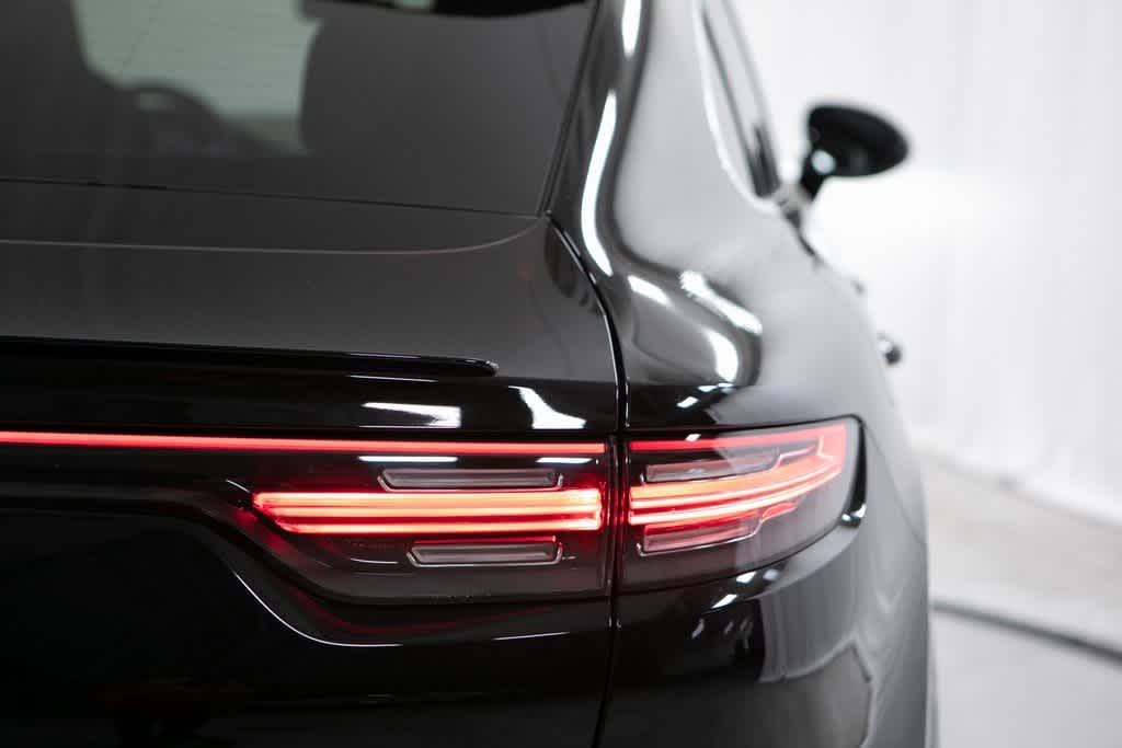 Thumbnail: 2022 Porsche Cayenne - 41