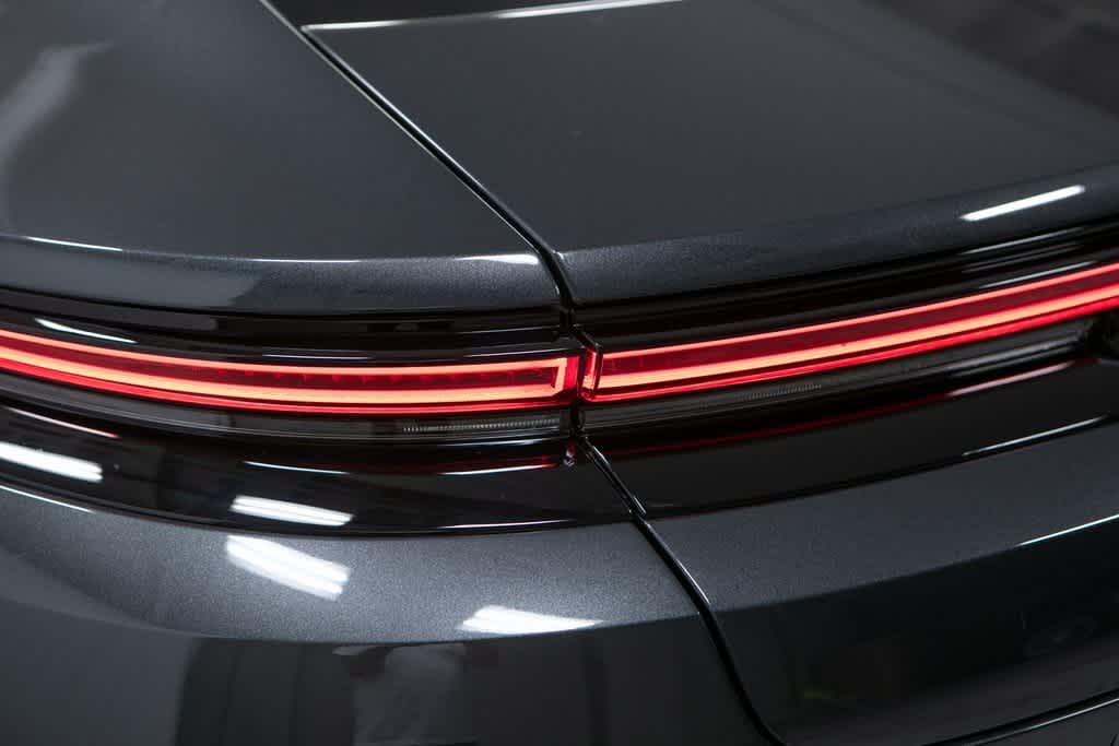 Thumbnail: 2025 Porsche Panamera - 34