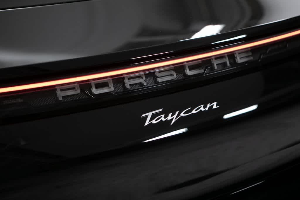 Thumbnail: 2025 Porsche Taycan - 38