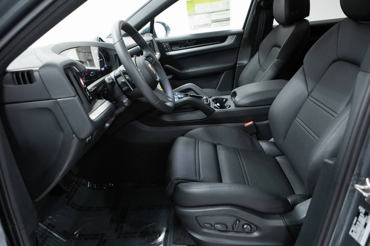 Thumbnail: 2026 Porsche  - 23