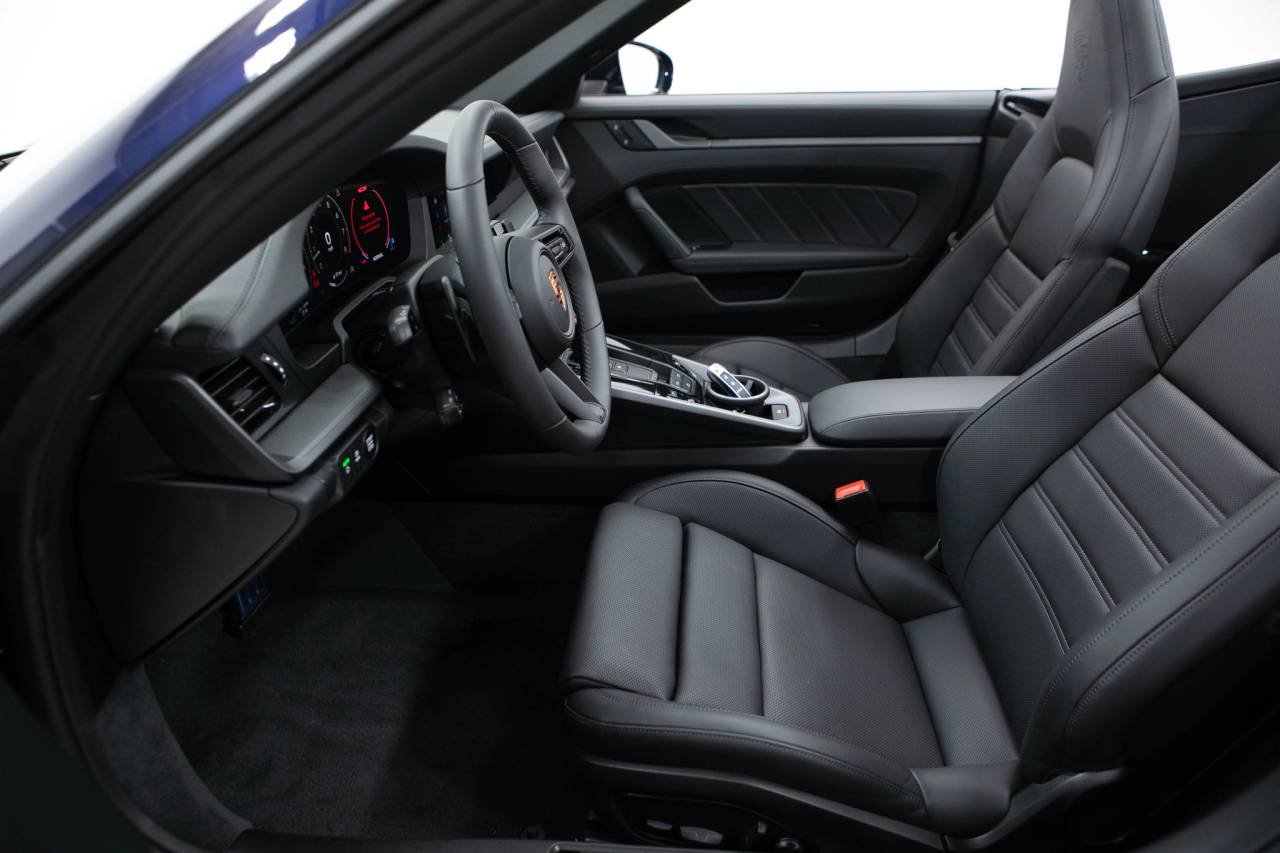 Thumbnail: 2026 Porsche 911 - 23