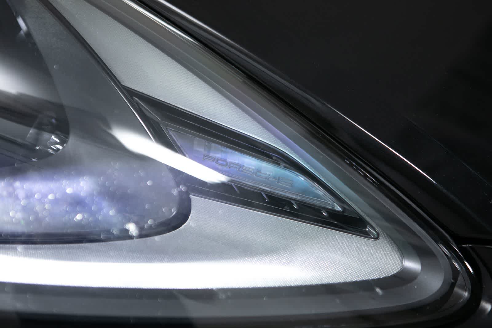 Thumbnail: 2023 Porsche Cayenne - 16