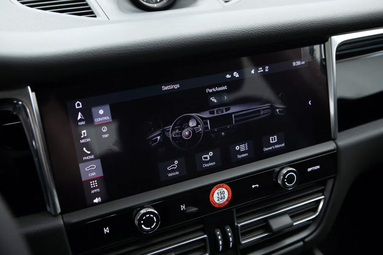 Thumbnail: 2025 Porsche Macan - 15