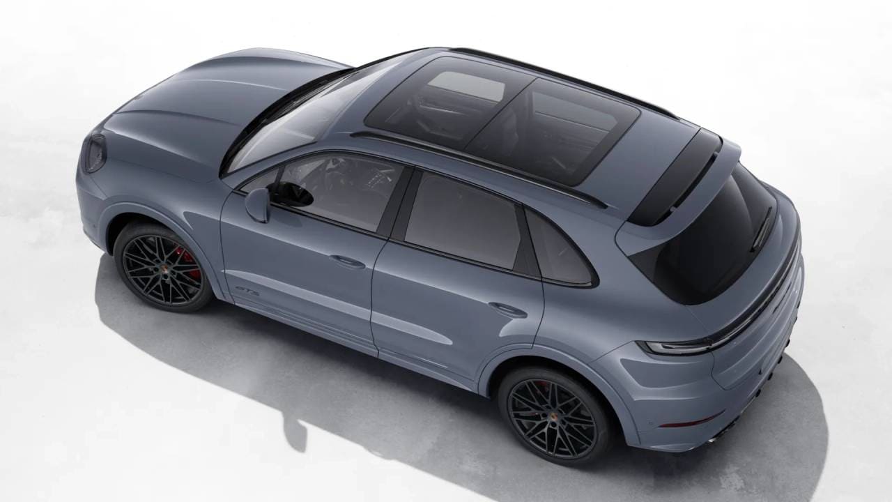 Thumbnail: 2026 Porsche Cayenne - 4