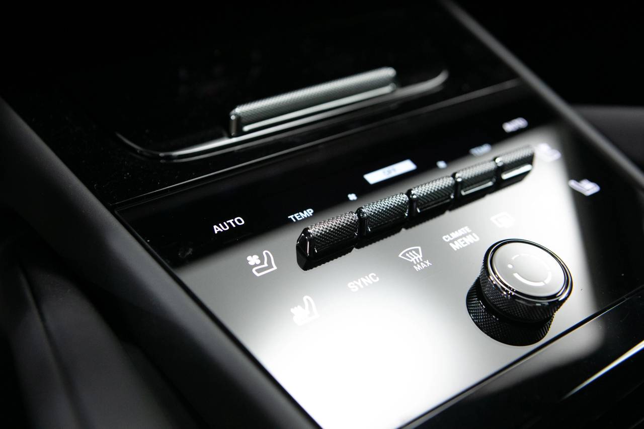 Thumbnail: 2026 Porsche Cayenne - 29