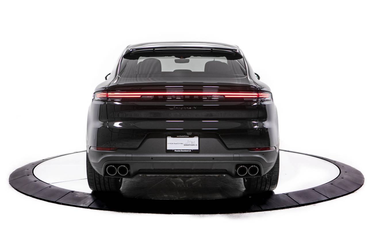 Thumbnail: 2026 Porsche  - 6