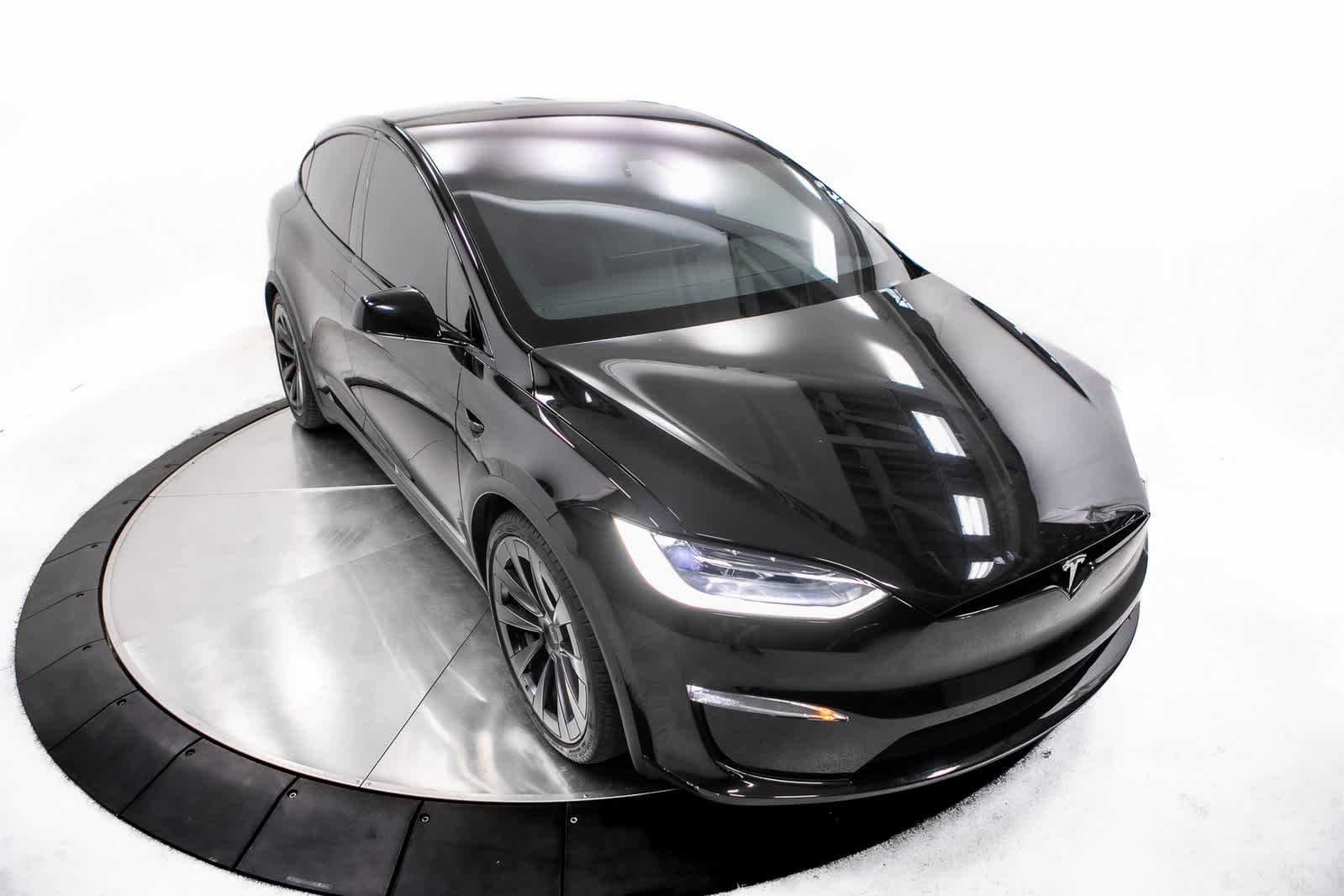 Thumbnail: 2022 Tesla Model X - 36