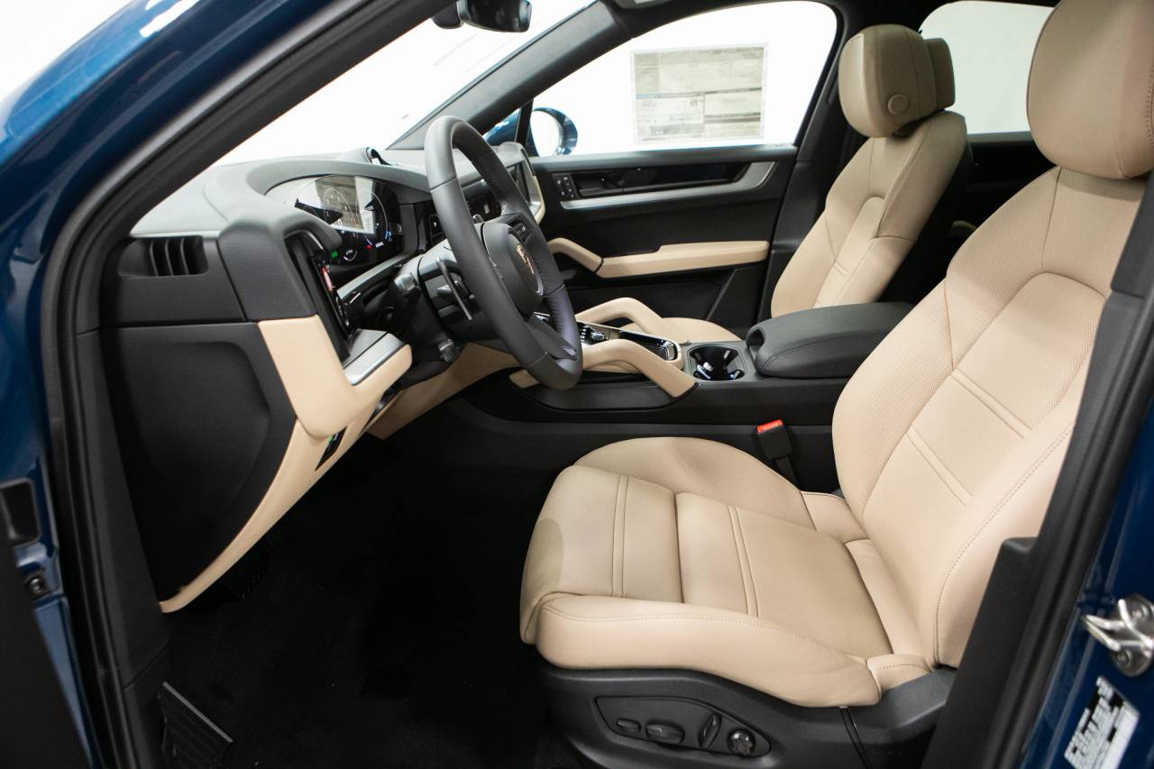 Thumbnail: 2026 Porsche  - 23