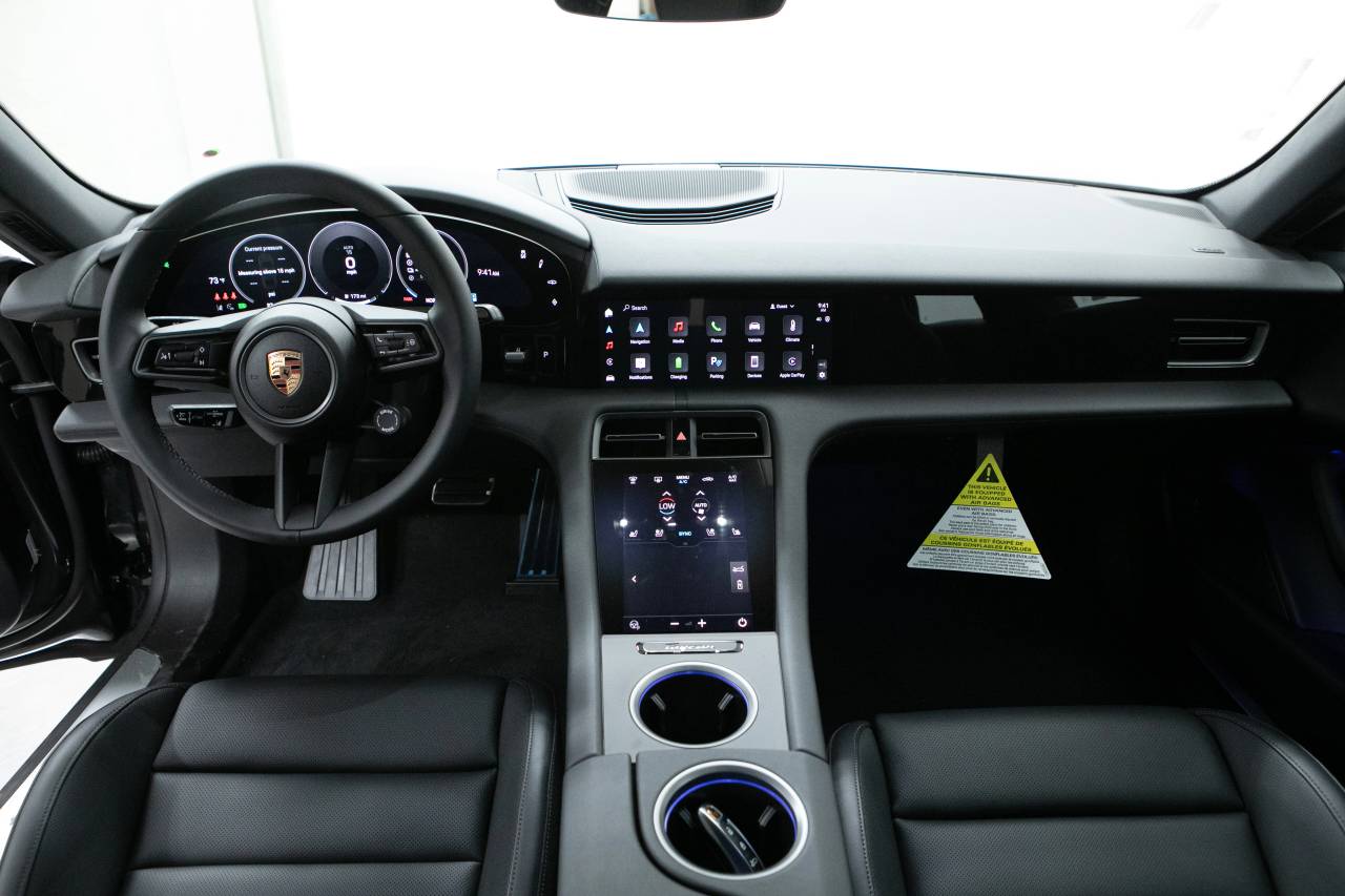 Thumbnail: 2025 Porsche Taycan - 9