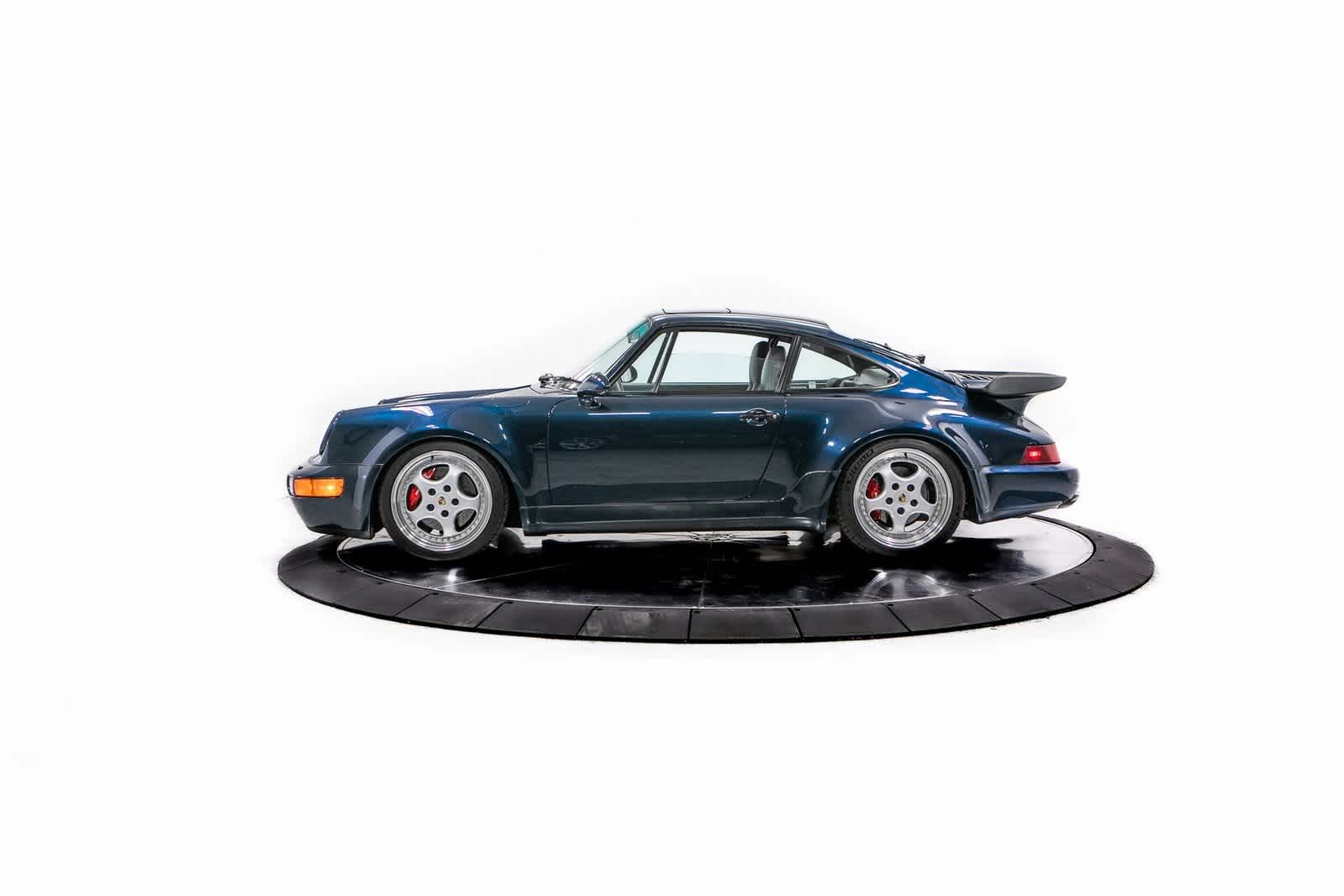 Thumbnail: 1992 Porsche 911 - 2