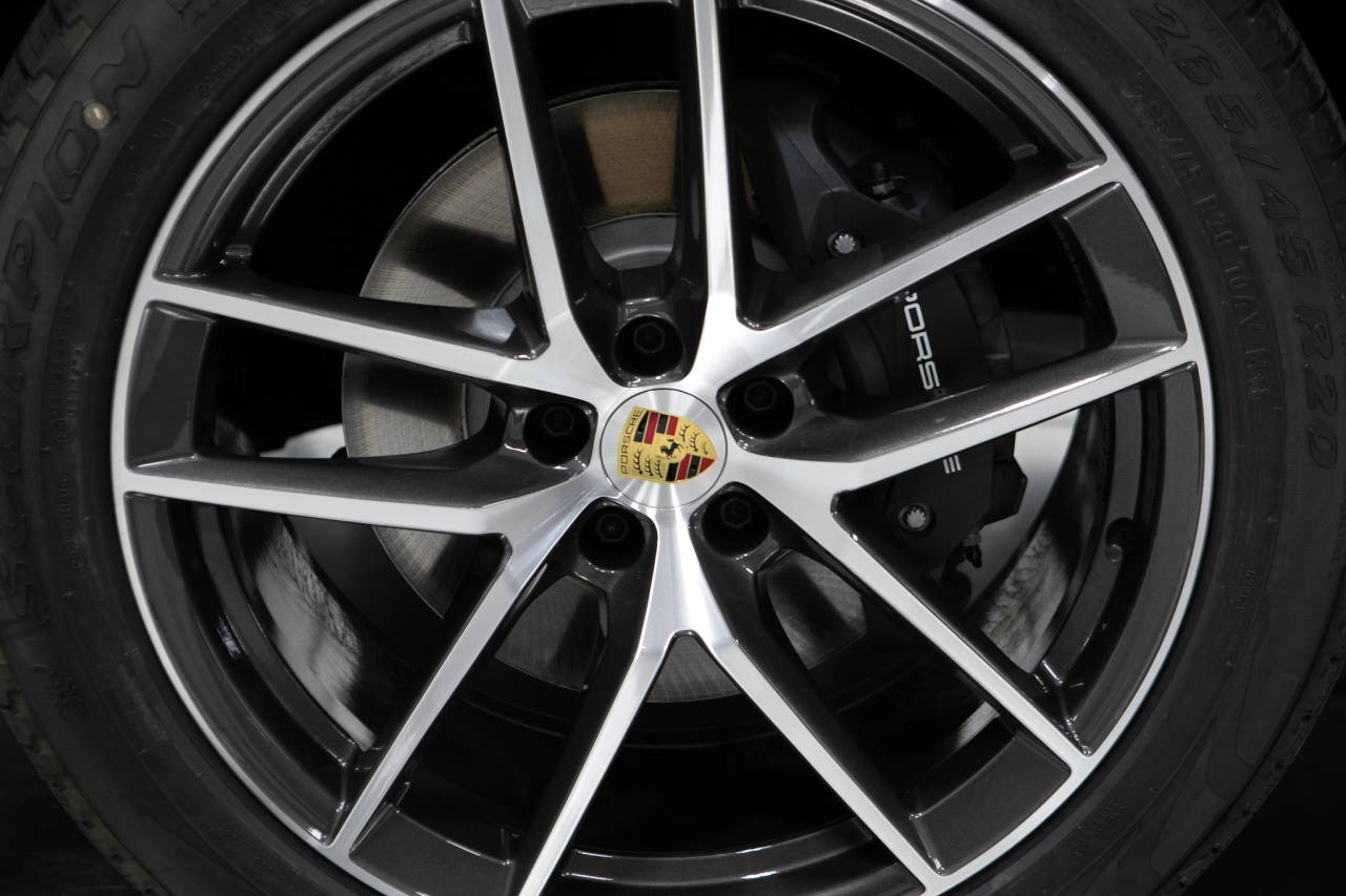 Thumbnail: 2026 Porsche Macan - 11