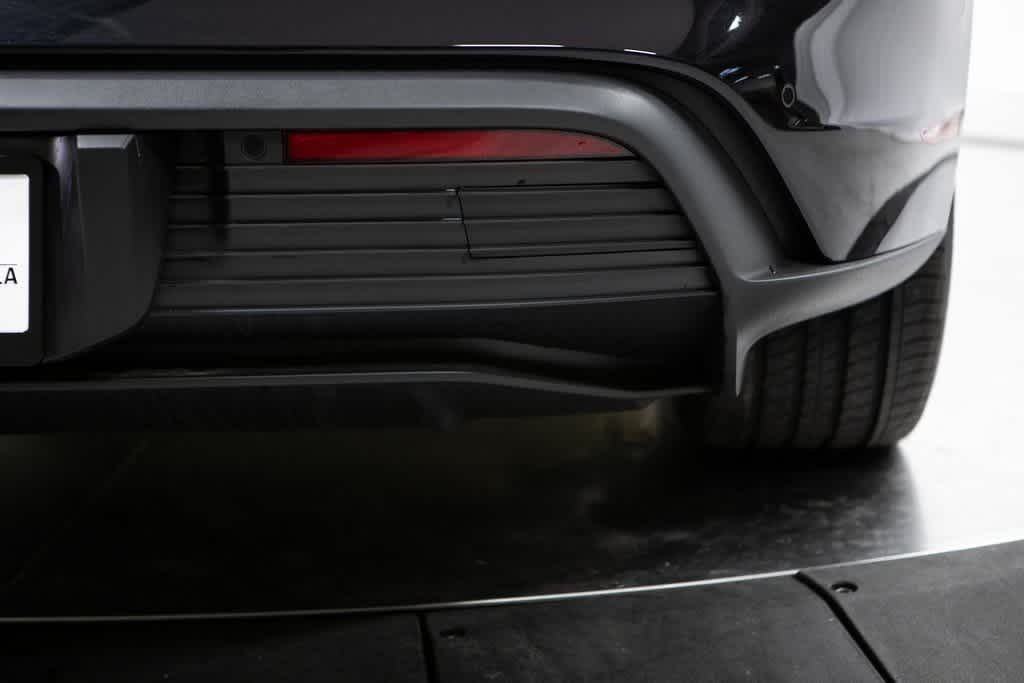 Thumbnail: 2025 Porsche Taycan - 39