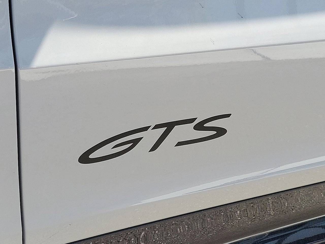 Thumbnail: 2026 Porsche Cayenne - 33