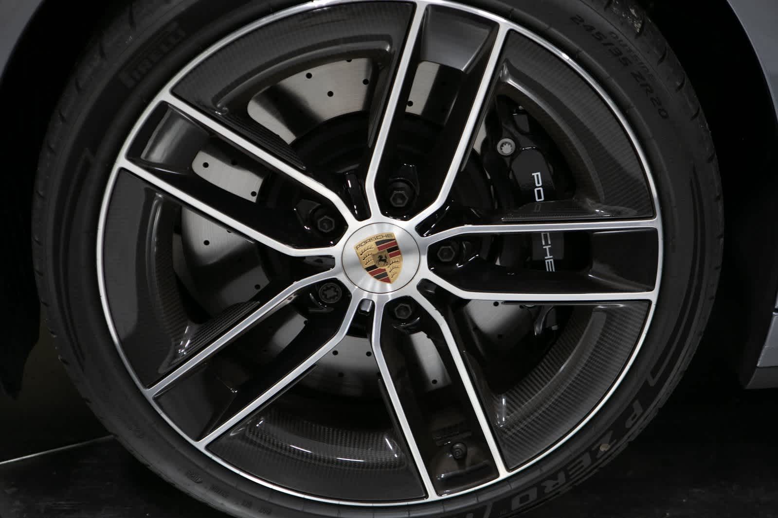 Thumbnail: 2025 Porsche 911 - 11