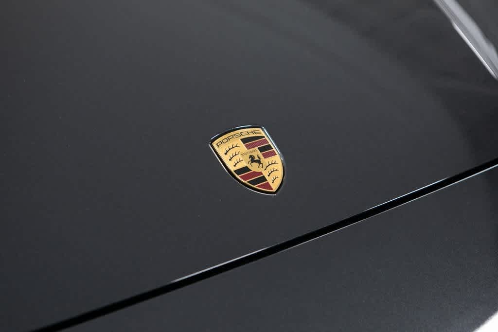Thumbnail: 2025 Porsche Panamera - 18