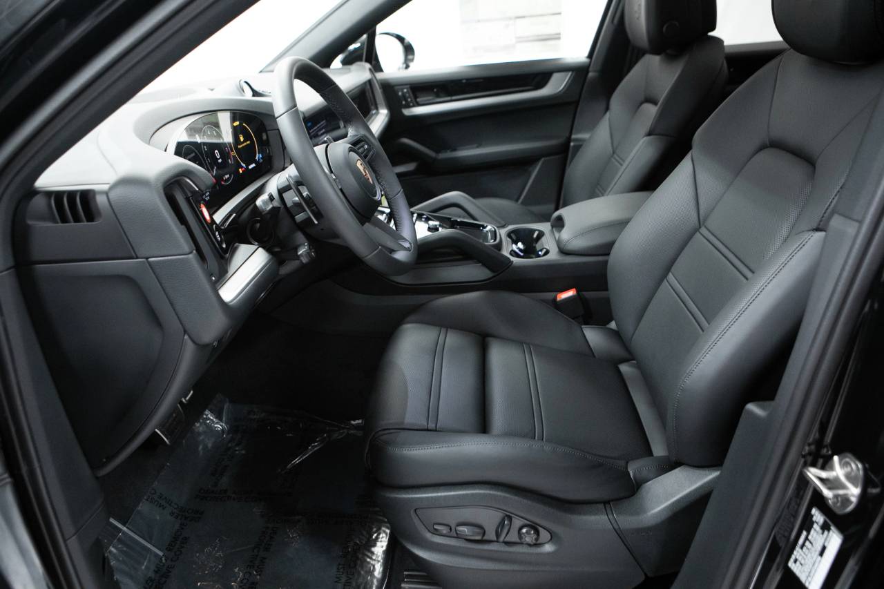 Thumbnail: 2026 Porsche  - 23