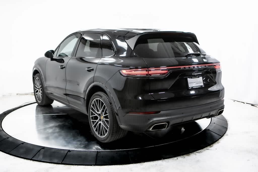 2021 Porsche Cayenne Base photo 3