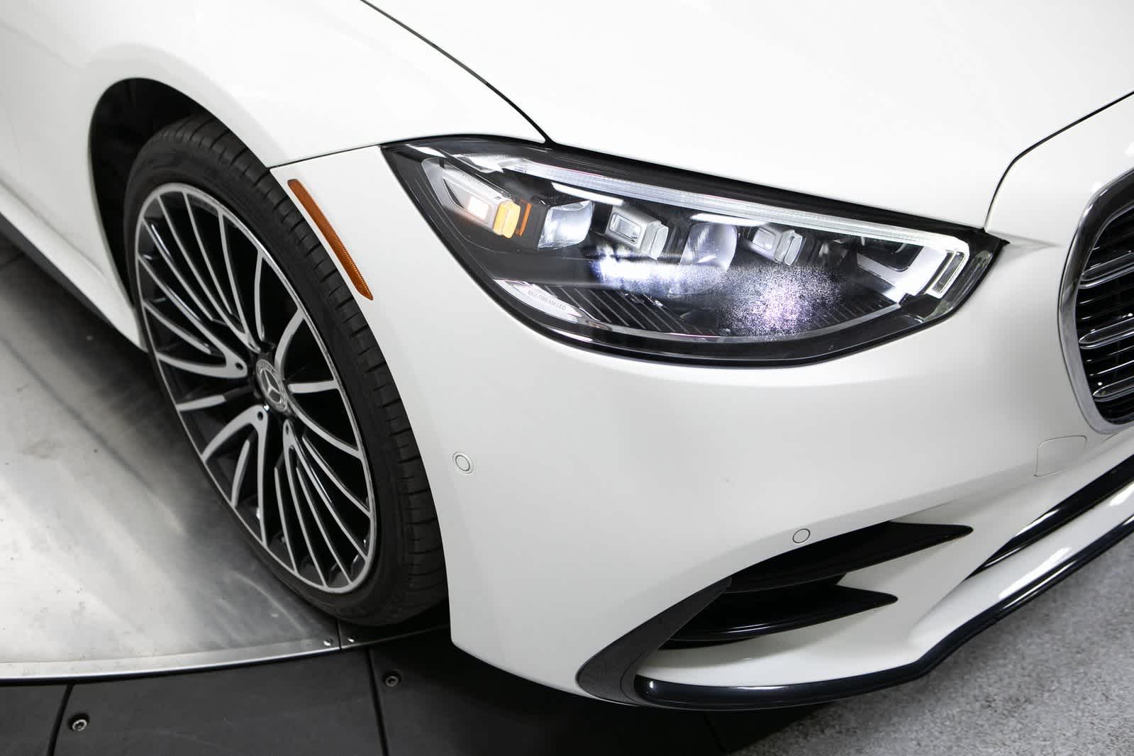 Thumbnail: 2021 Mercedes-Benz S-Class - 12