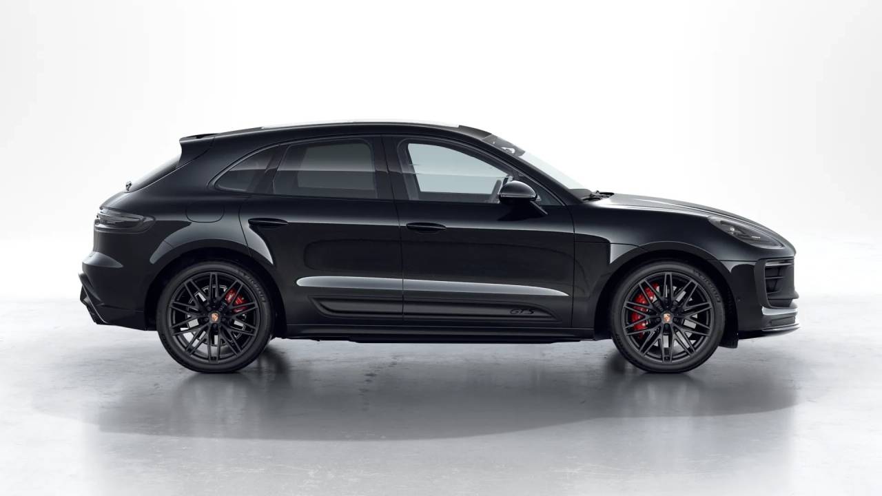 Thumbnail: 2026 Porsche Macan - 7