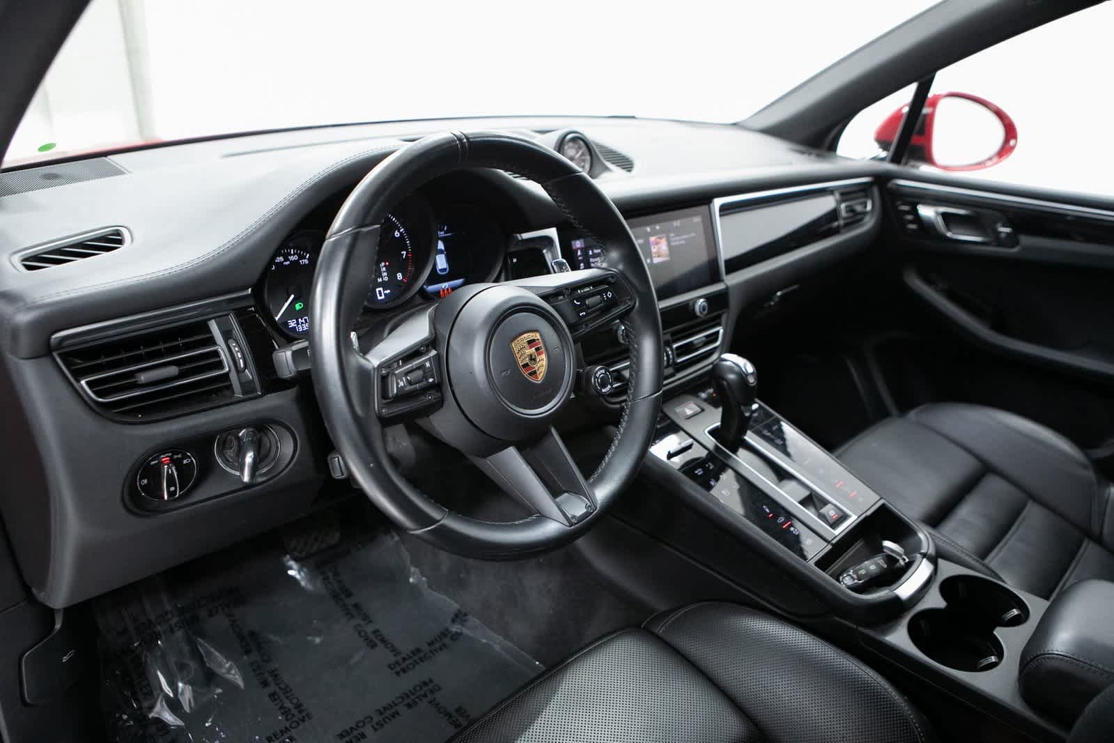 2022 Porsche Macan GTS photo 4