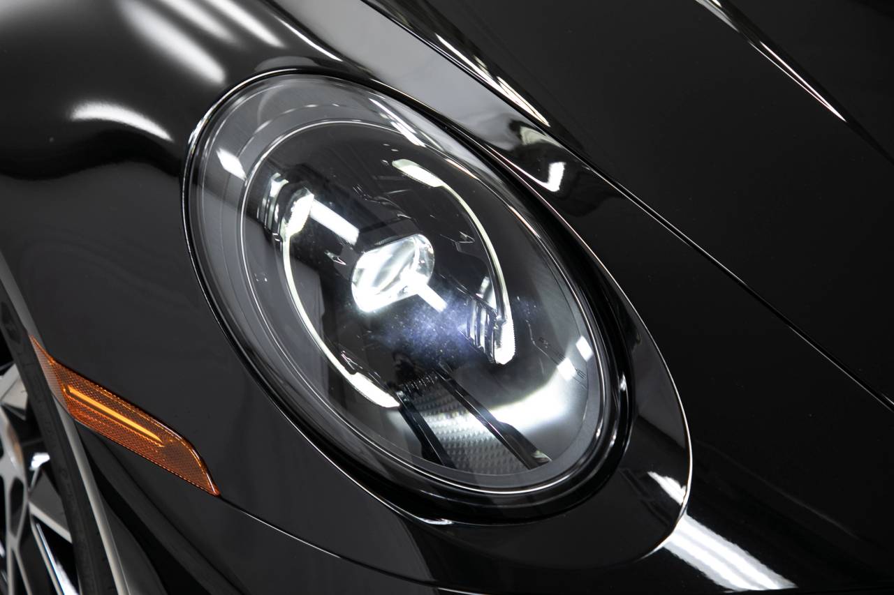 Thumbnail: 2025 Porsche 911 - 15