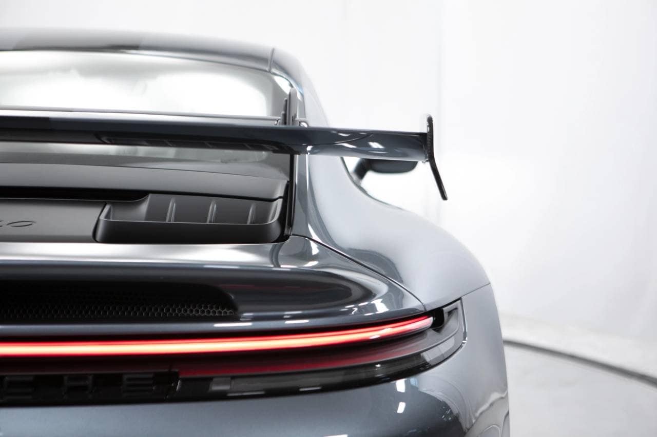 Thumbnail: 2026 Porsche 911 - 18