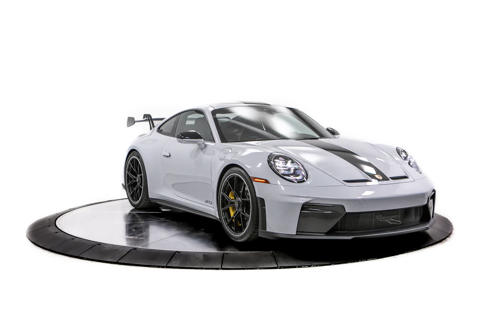 Thumbnail: 2026 Porsche 911 - 9