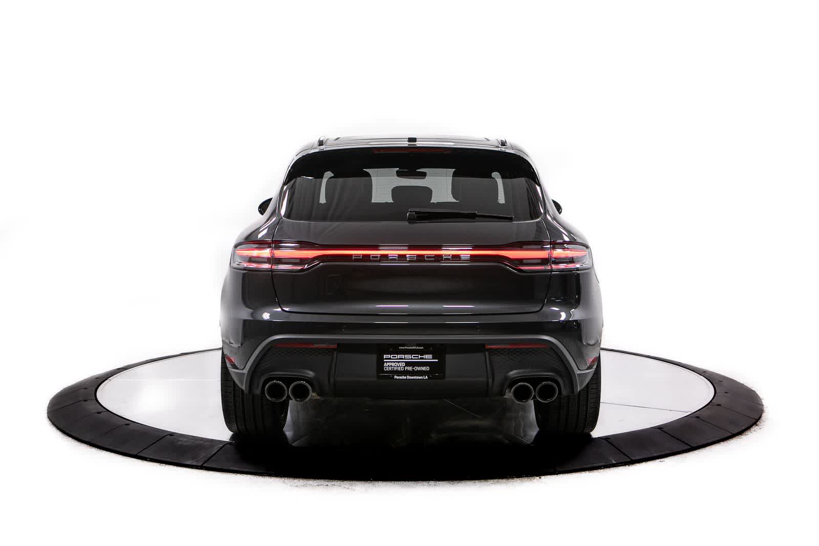 Thumbnail: 2026 Porsche Macan - 6