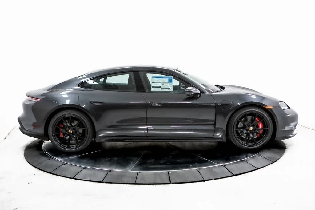 Thumbnail: 2025 Porsche Taycan - 8
