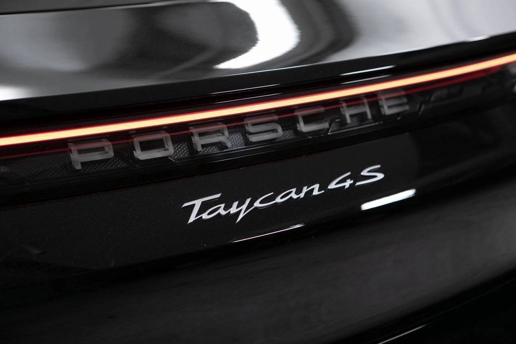 Thumbnail: 2025 Porsche Taycan - 37