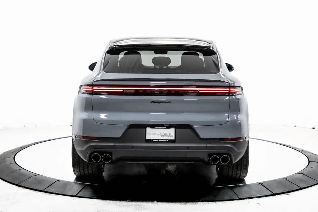 Thumbnail: 2025 Porsche  - 6
