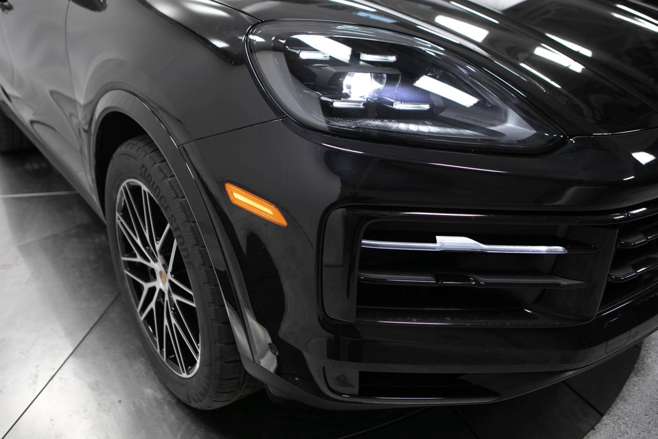 Thumbnail: 2026 Porsche Cayenne - 12