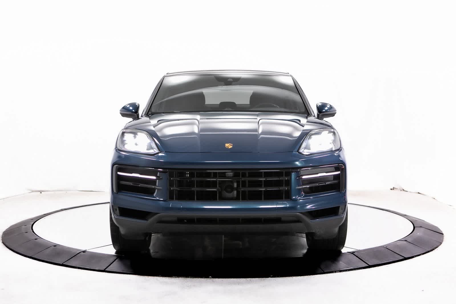 Thumbnail: 2024 Porsche Cayenne - 10