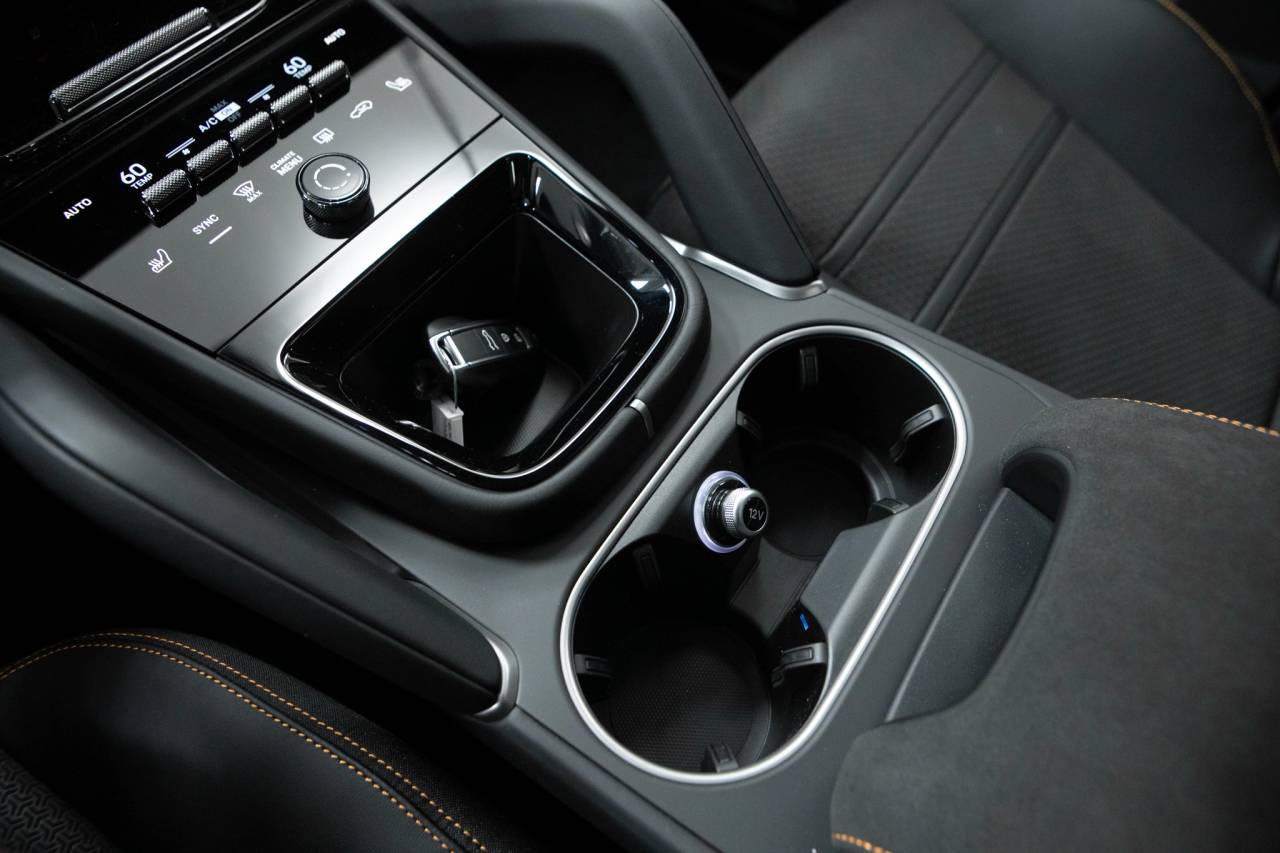 Thumbnail: 2026 Porsche Cayenne - 33