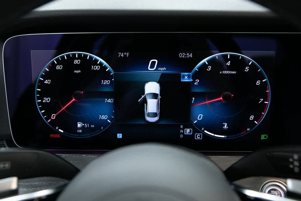 Thumbnail: 2022 Mercedes-Benz E-Class - 22