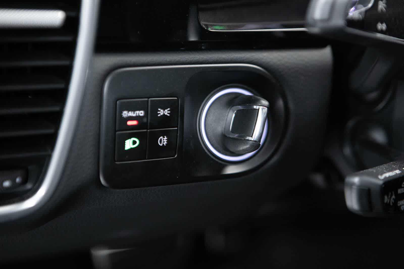 Thumbnail: 2023 Porsche Cayenne - 27