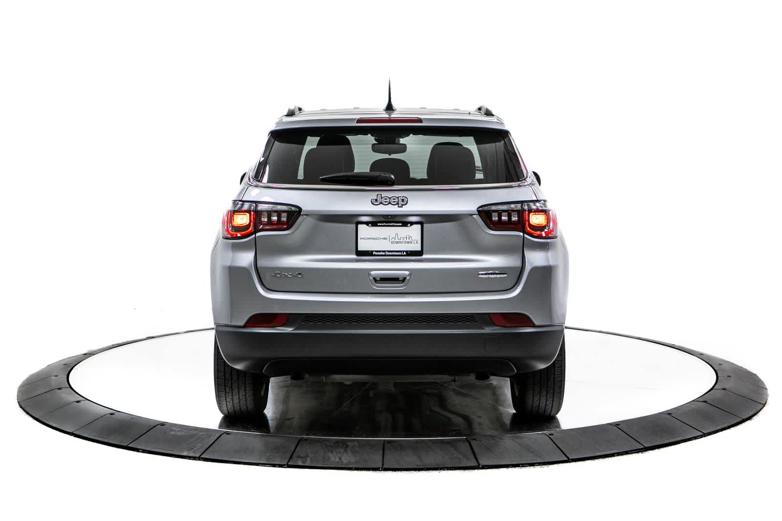 Thumbnail: 2023 Jeep Compass - 6